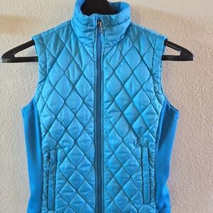 Marmot Women's Turquoise Hybrid Vest Small